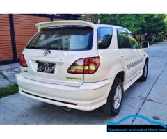 Toyota Harrier 99