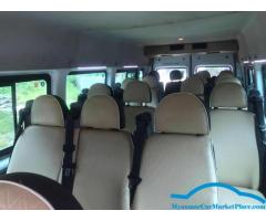 Ford transit လေးပါ ။ ဂီယာဘောက်လဲရမယ်။ကျန်‌‌တာအကုန်‌ေကာင်းတ