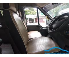 Ford transit လေးပါ ။ ဂီယာဘောက်လဲရမယ်။ကျန်‌‌တာအကုန်‌ေကာင်းတ
